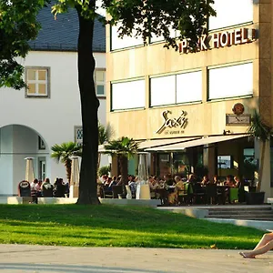 Park Hotel